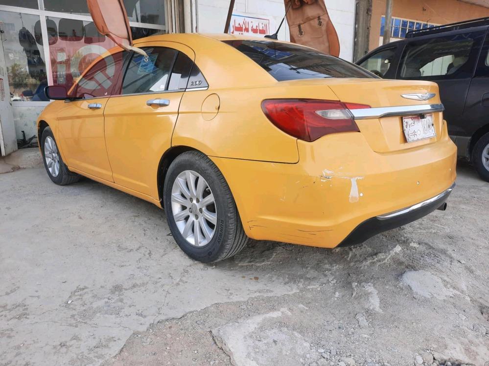 كرايسلر 200